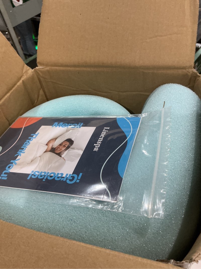 Condition photo showing Good Condition for (used)linenspa memory foam mattress topper - 2 inch gel infused memory foam - plush feel - cooling and pressure relieving - certipur certified - dorm room essentials - queen size queen 2 inch classic gel