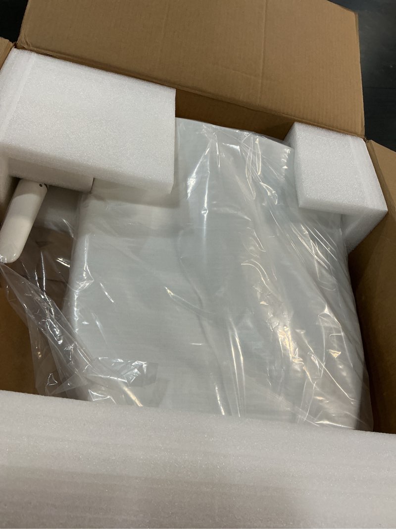 Condition photo showing New/Like New for kohler purewash m250 manual elongated bidet toilet seat, white, quiet-close lid prevents slamming, cool water, easy installation with quick-release hinges, adjustable spray position & pressure white elongated