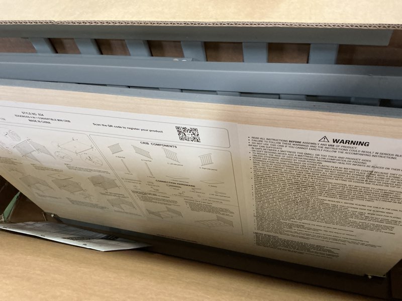 https://lotting-media.assets.bidfta.com/lotting_6e69de24-b6d1-431e-bc36-5571e2a68758