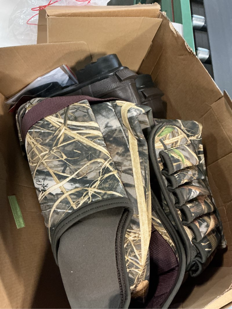 Condition photo showing Good Condition for HISEA Chest Waders for Men, Hunting Wader with 800G Insulated Boots, 4.5mm Neoprene Waterproof Mens Camo Bootfoot Waders M6/W8 Next Camo Evo(s)