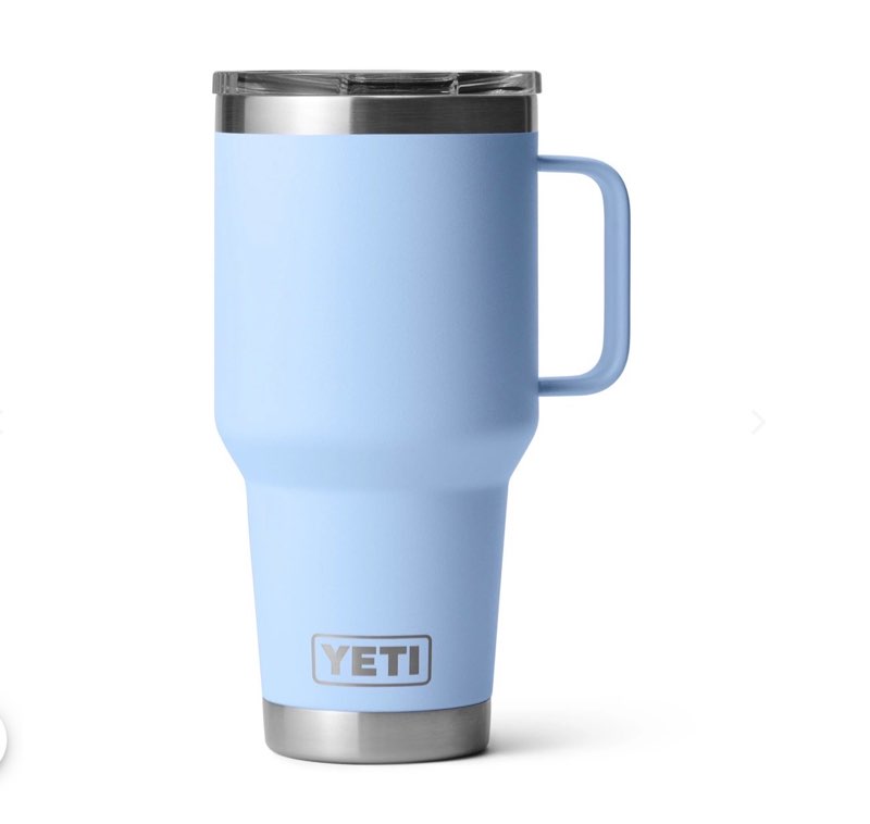 yeti rambler 30 oz travel mug, stainless steel, vacuum insulated with stronghold lid, big sky blue