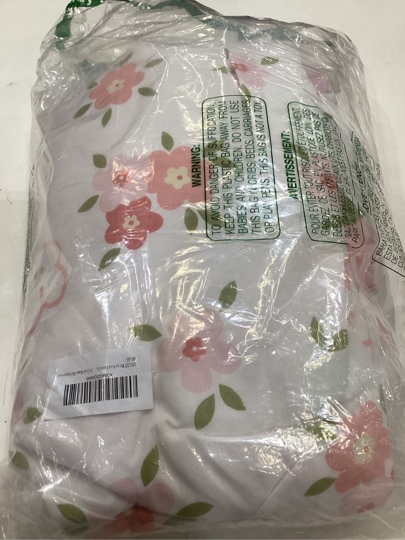 Condition photo showing New/Like New for white pink duvet covers full size - pink strawberry bedding full comforter sets 3 pcs valentine's day gift duvet cover & 2 pillow shams (no comforter) pink strawberry full