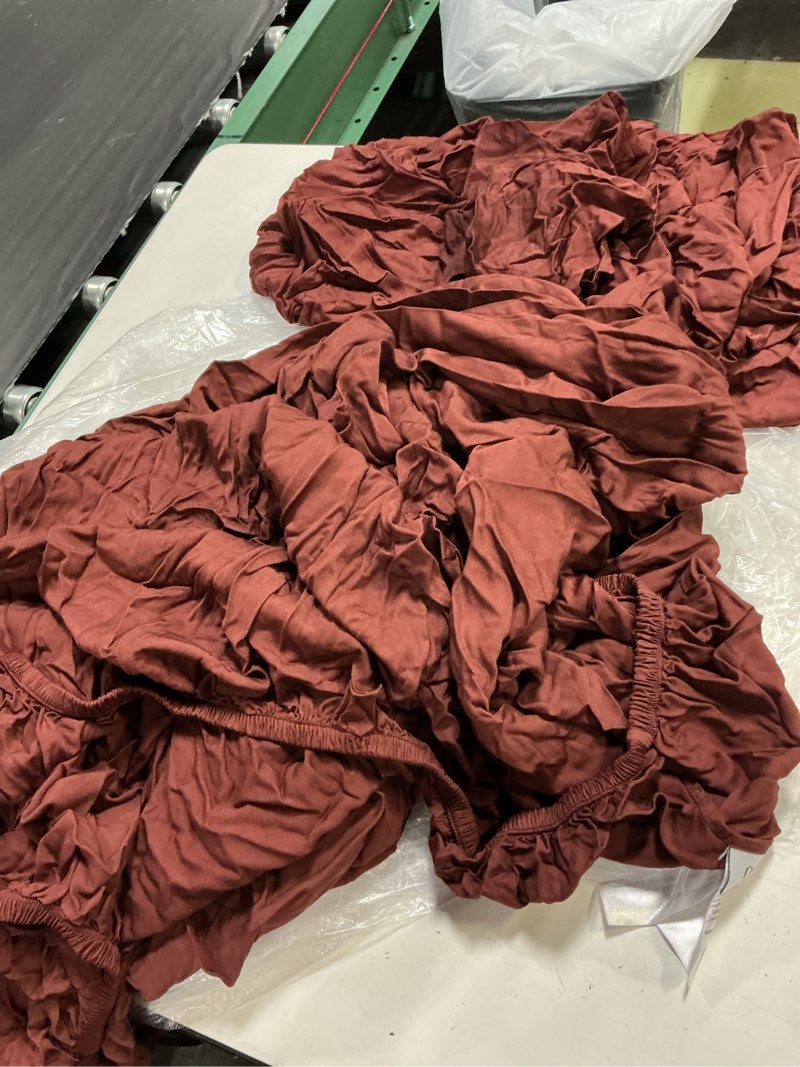 Condition photo showing As Is for quince 100% viscose from organic bamboo queen fitted sheet set burgandy