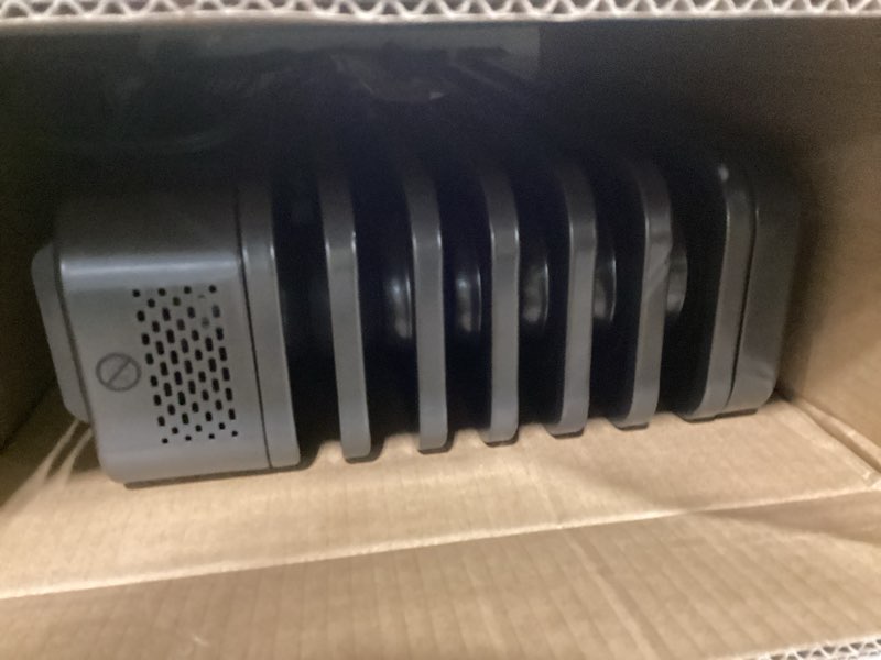 Condition photo showing Good Condition for zafro 1500w oil filled radiator heater, energy saving electric space heater with 3 heat settings, tip-over & overheat protection, portable wheeled heater for home office indoor use, black black-knob control