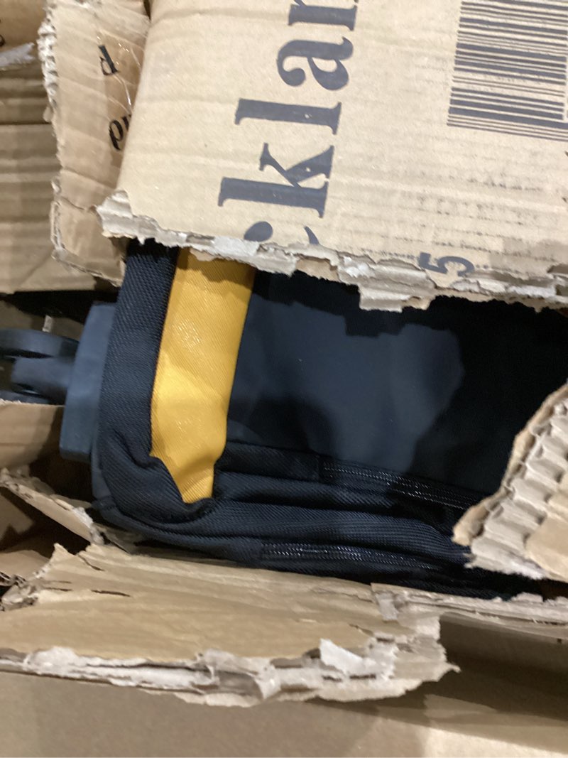 suit case