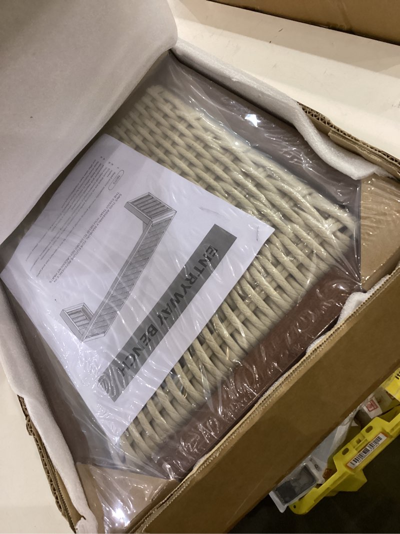 Condition photo showing Good Condition for Entryway bench