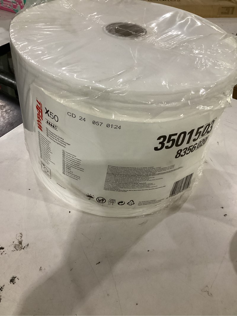 Condition photo showing New/Like New for wypall x50 disposable cloths (35015)  jumbo roll  9.8 x 13.4  white  1 100 sheets per roll