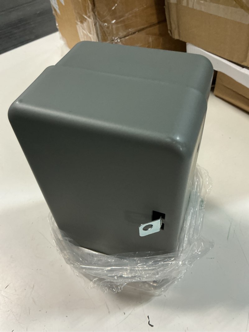 Condition photo showing Good Condition for s8145-20 commercial refrigeration defrost control timer, double pole double dial with case, 40a 2hp, 208-240vac 60hz, for walk in boxes, reach in boxes, refrigerated cases