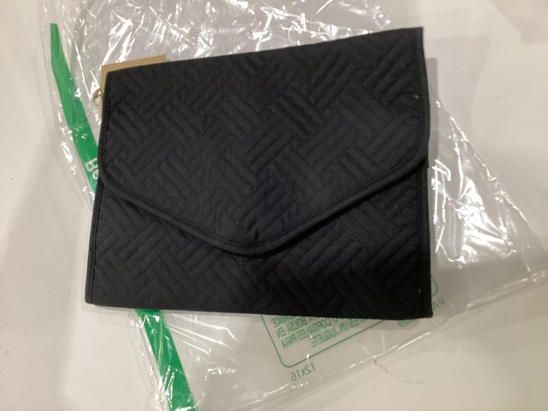 https://lotting-media.assets.bidfta.com/lotting_6e8e67cd-f774-46c6-a99b-620d659e00b3