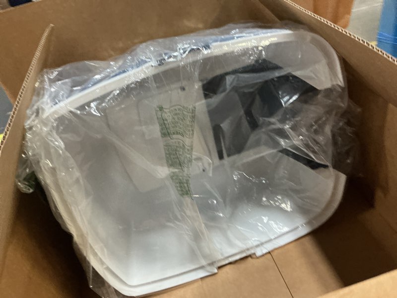 Condition photo showing Good Condition for iris usa cat litter box large with front door flap, covered enclosed litter box enclosure with scoop, handle & buckles for portability & privacy, hidden litter pan, navy jumbo enclosed navy