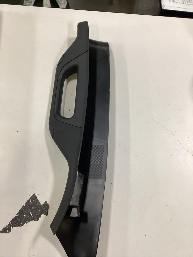 Condition photo showing Good Condition for a pillar handle interior trim compatible with 2011-2016 ford f-250 f-350 f-450 f-550 super duty replace#bc3z-2503598-ab (right, black)