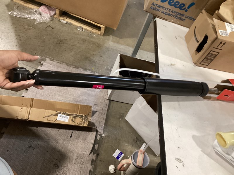 Condition photo showing Good Condition for kyb 343460 excel-g gas shock, black , silver