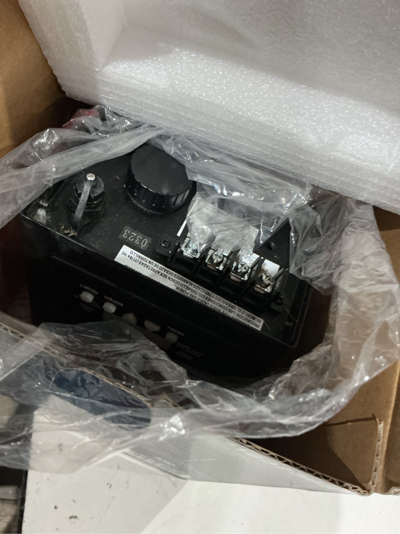 Condition photo showing As Is for harbor breeze 300 -watt multi-tap transformer landscape lighting transformer with digital timer