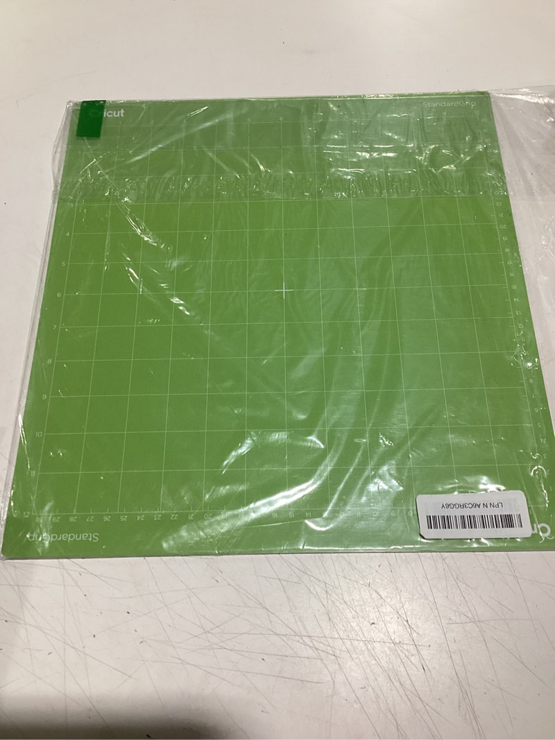 Cricut StandardGrip Machine Mats 12in x 12in, Reusable Cutting Mats for Crafts with Protective Film,