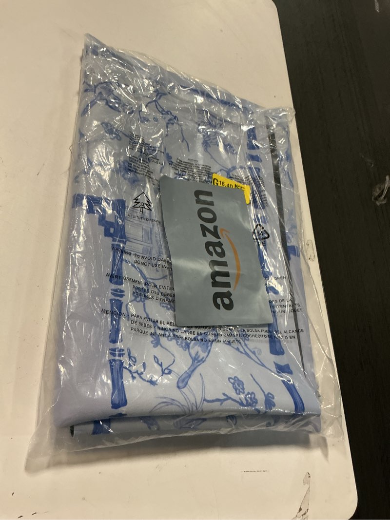 Condition photo showing Good Condition for Large Blue Mahjong Mat (31.5” x 31.5”) with Black Carrying Bag, Anti-Slip, Noise-Reducing Table Cover for Mahjong, Poker, Board Games, Dominoes, and Card Games