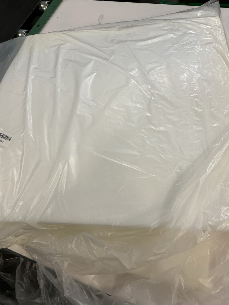 Condition photo showing Good Condition for Frienda 4 Pack 1 x 18 x 18 Upholstery High Density Foam Cushion Seat Replacement Square Cut to Size Foam Couch for Commercial Dinning Chair Couches Benches Padding DIY Projects 1" x 18" x 18"