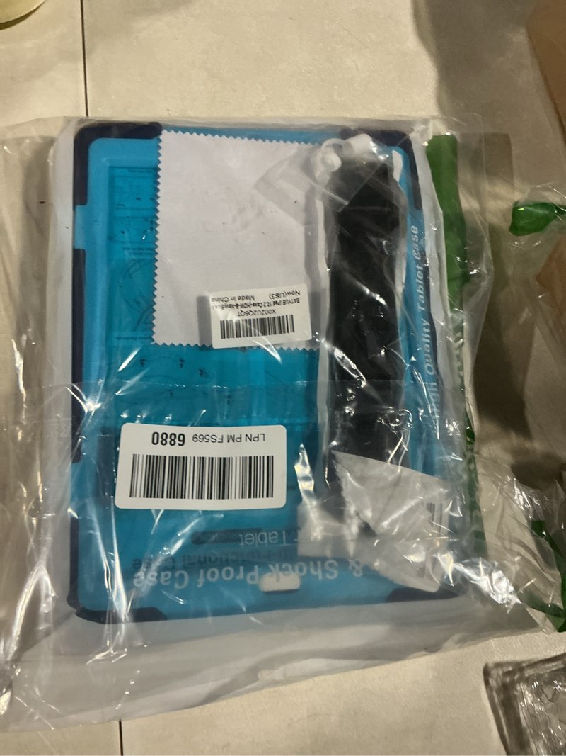 Condition photo showing Good Condition for BATYUE for iPad 9th/ 8th/ 7th Generation Case (iPad 10.2 inch Rugged Case 2021/2020/2019) with Screen Protector, Rotating Stand/Pencil Holder/Carrying Shoulder Strap (Navy Blue) H-Ring Kickstand(NavyBlue)