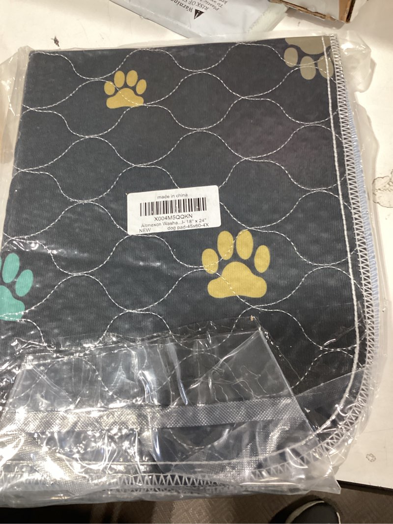 Condition photo showing New/Like New for aitmexcn washable puppy dog pee pad, 4pcs 100% waterproof whelping training mat for puppy/senior dog, fast drying reusable puppy pads for indoor, outdoor and car travel- 18'' x 24'' colour paws 18*24''-4pcs