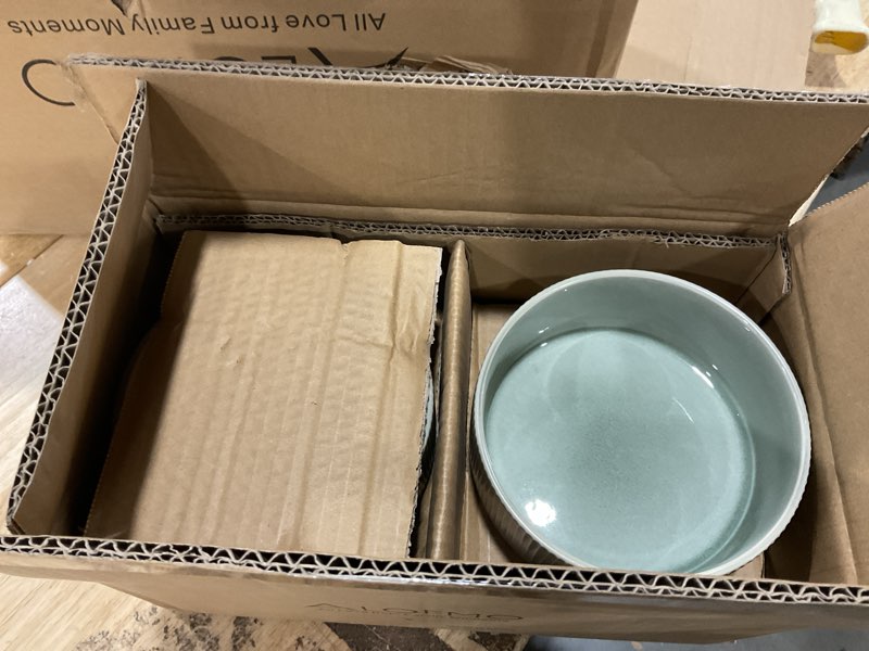 Condition photo showing New/Like New for dinnerware sets for 4, ceramic plates and bowls set 12 piece dinnerware chip resistant stoneware with advanced inkjet printing technology, dishwasher and microwave safe-sage green sage green 4-set(12pcs)