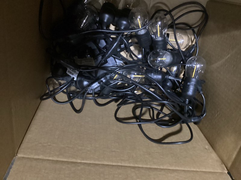 Harbor Breeze 48-ft Solar Black Indoor/Outdoor String Light with 20 White -Light LED Edison Bulbs