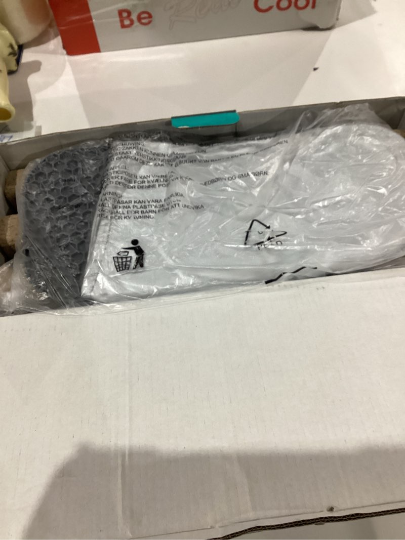 Condition photo showing Good Condition for Steamer for Clothes, 1600W 2-in-1 Steamer & Iron with Large Ceramic Plate, Powerful Turbo Steam, Smart Temperature Control, Auto-Off, Wrinkle Remover for All Fabrics white