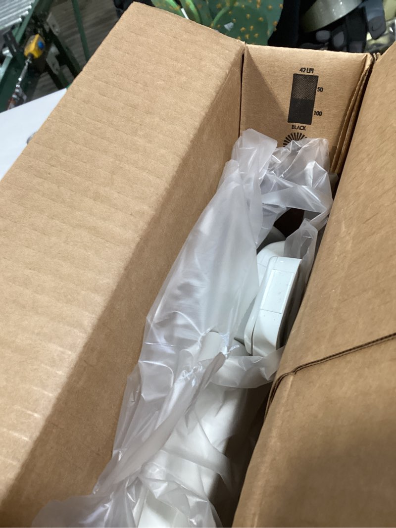Condition photo showing Good Condition for mayfair caswell modern slow close toilet seat, durable plastic, elongated, white elongated 1 seat