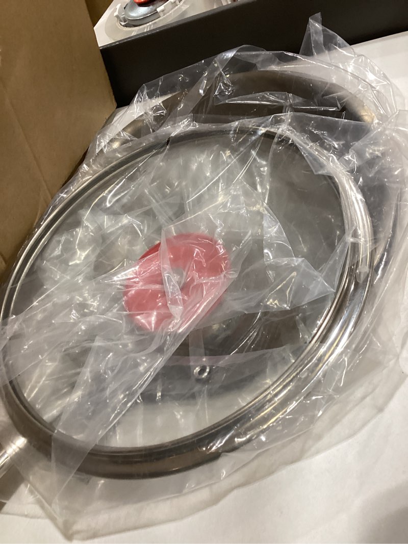 Condition photo showing Good Condition for 8.66 inch titanium pans for cooking,99.6% titanium frying pan healthy non-toxic titanium cookware with lid for even heating, induction compatible oven & broiler safe