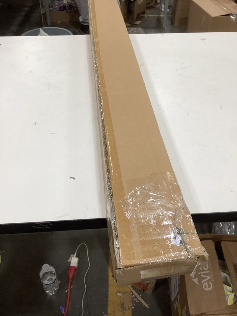 Condition photo showing Good Condition for Window blind