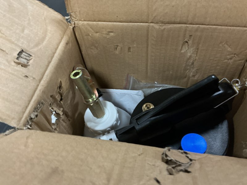 Condition photo showing Good Condition for luney brake bleeder kit, pneumatic brake fluid bleeder kit, one person operation vacuum brake bleeder & clutch bleeding kit with 1l refilling bottle & 16 adapters for automotive brake system