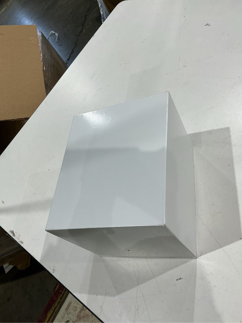 https://lotting-media.assets.bidfta.com/lotting_6ef354bc-1896-4470-995a-cbb179fd125a