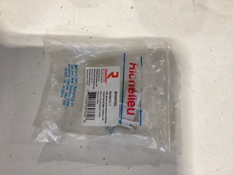 Condition photo showing New/Like New for richelieu 32-mm white magnetic catch cabinet latch
