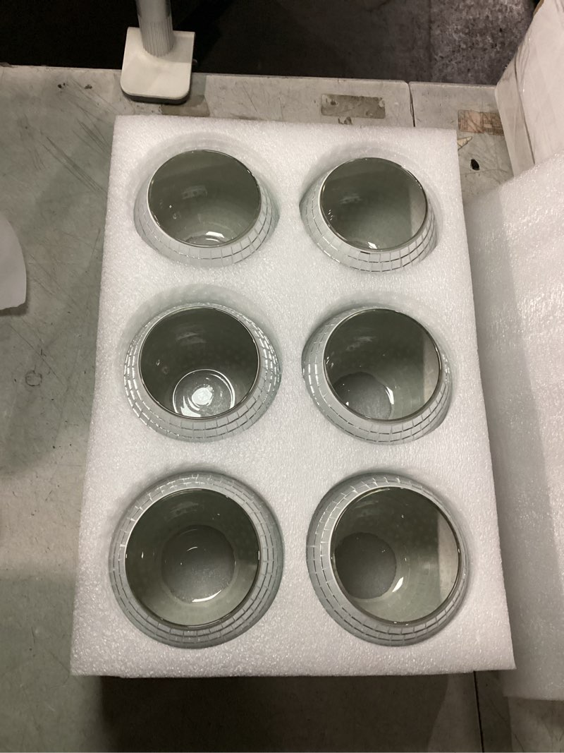 Condition photo showing Good Condition for 6 Pcs Disco Ball Vase Disco Ball Planter for Centerpieces Disco Ball Decor Flower Vase with Silver Mirror Glass for Wedding, Birthday, Party (4" X 4.7") Glass 4" X 4.7"