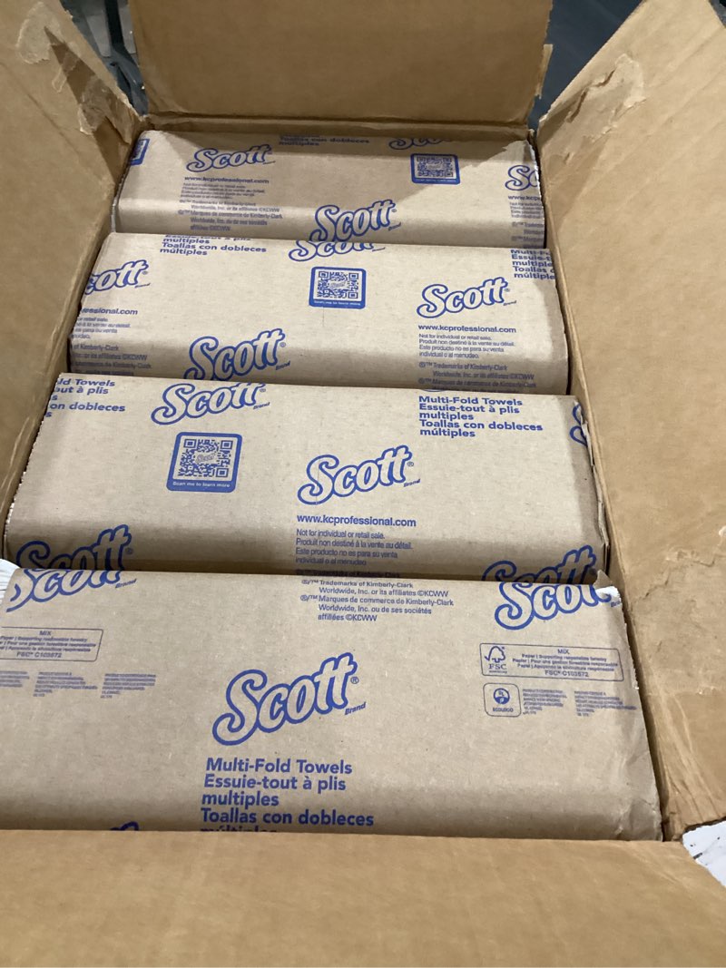 Condition photo showing New/Like New for Scott Professional Universal Multifold Paper Towels, Bulk (01840), Absorbency Pockets, White, 9.2"x9.4" Towel, Compressed, Compact (250 Sheets/Pack, 16 Packs/Case, 4,000 Sheet Total) 250 Count (Pack of 16)