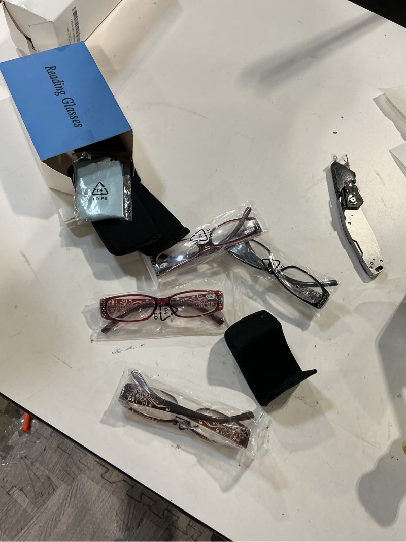 Condition photo showing Good Condition for kerecsen 4 pairs ladies reading glasses spring hinge with laser pattern readers multicolor 1.0 x