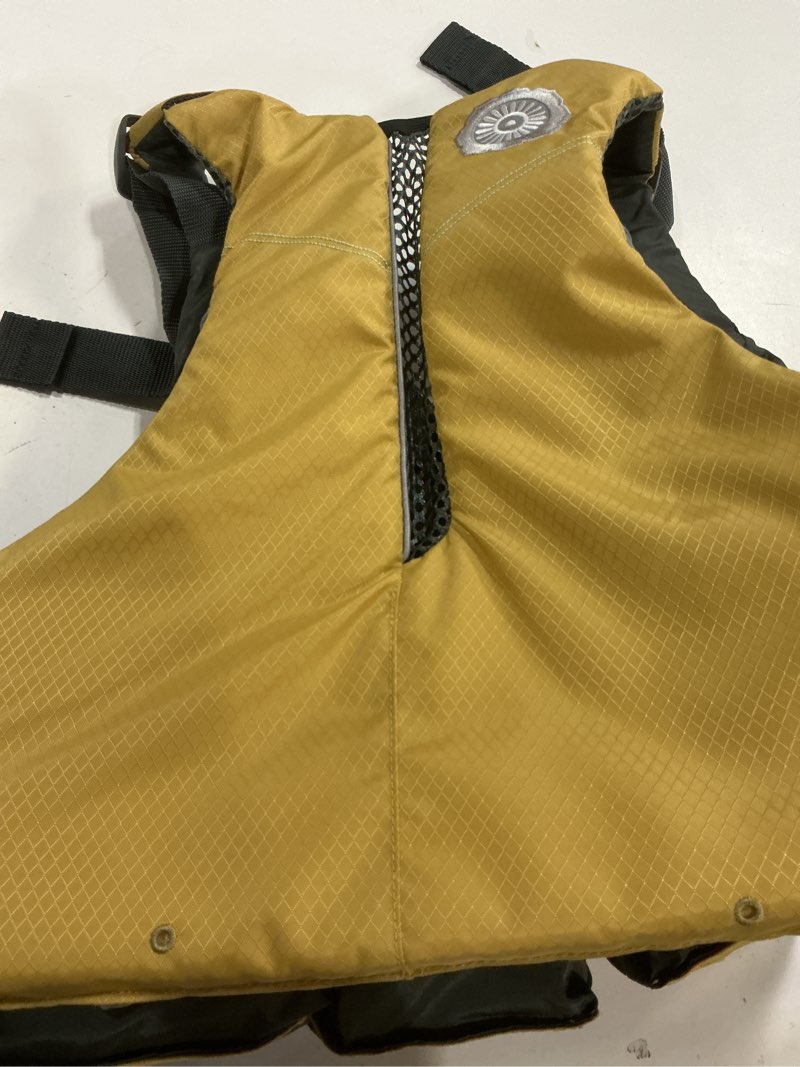 Condition photo showing Good Condition for m/l life jacket