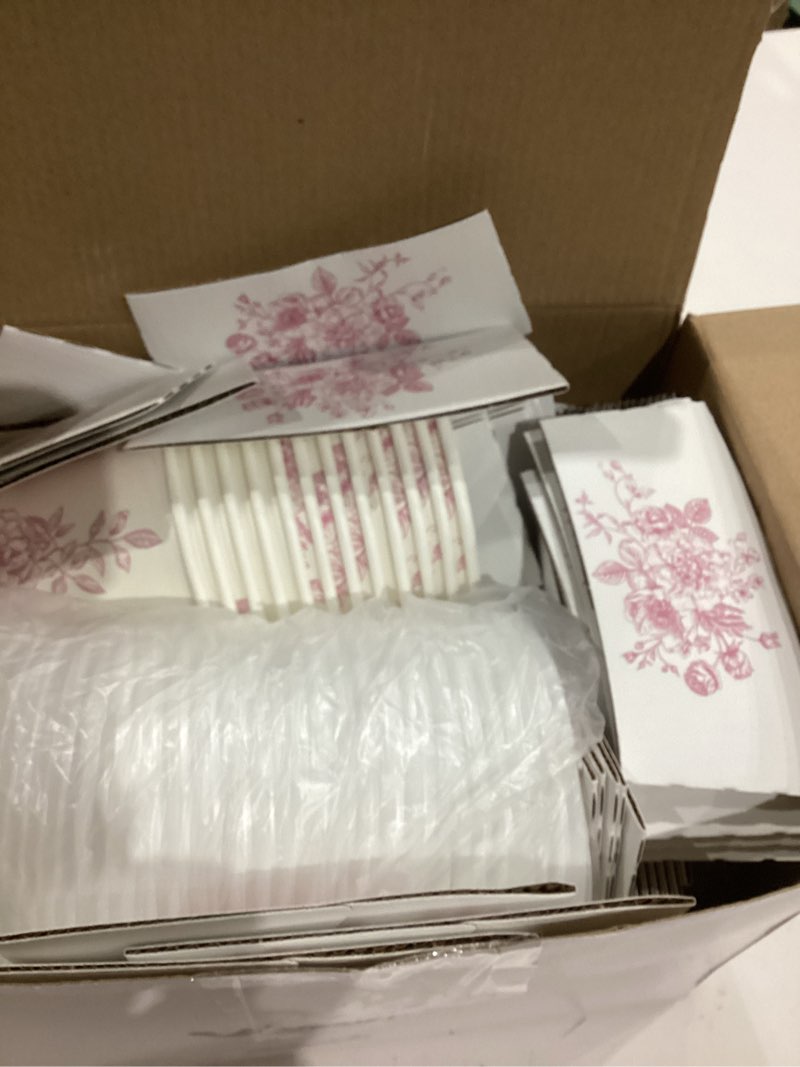 Condition photo showing Good Condition for Vesici 60pcs 14oz Pink Disposable Coffee Cups with Lids and Sleeves Botanical Floral Coffee Cups Pink Toilet Paper Cup for Spring Birthday Weddings Bridal Shower Tea Party Supplies Pink Classic Flower