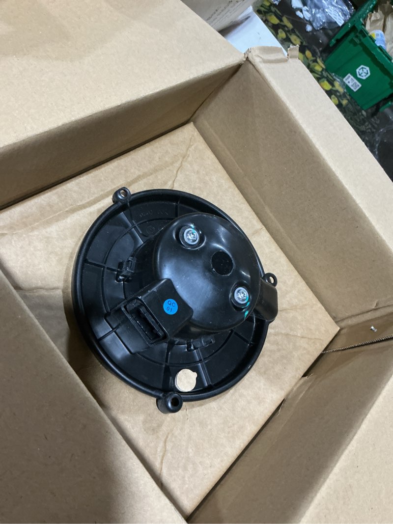 Condition photo showing As Is for hvac blower motor w/fan cage for 2012-2015 chevrolet captiva sport, 2006-2017 chevrolet equinox, 2010-2017 gmc terrain, 2006-2009 pontiac torrent, 2008-2010 saturn vue, replaces 15781505 15-80663
