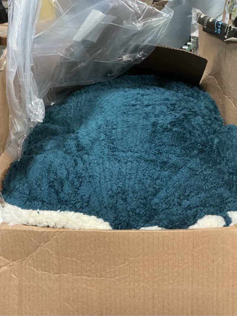 Condition photo showing As Is for Seashell Jacquard Sherpa Comforter Set Warm Cozy Premium Bedding 3 Pieces, Full/Queen Size Geometric Pattern Quilt Comforter with 2 Pillowcases(90"X90" Dark Blue) Dark Blue Queen(90"x90")