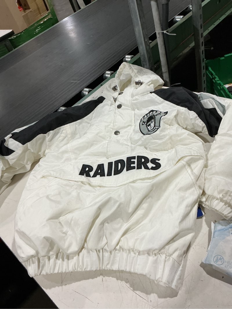 Condition photo showing Good Condition for starter men's white/black las vegas raiders thursday night lights half-snap raglan hoodie jacket