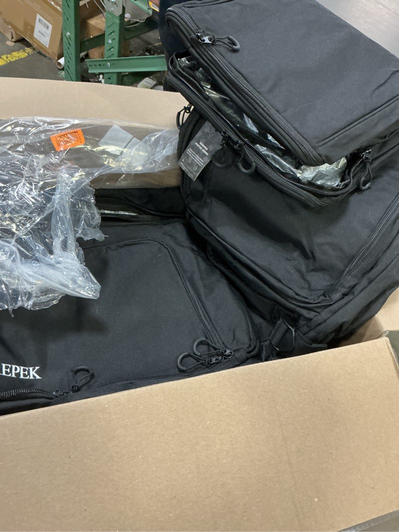 Condition photo showing Good Condition for YOREPEK Padded Snowboard Bag with Wheels, Extendable Ski Bags for Air Travel Length up to 175cm,Snowboard Backpack with 6 Pockets for Ski Boots(up to US Size 13), Helmet, Accessories Black