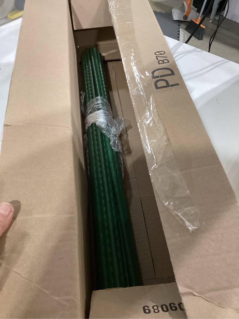 Condition photo showing Good Condition for garden plant stakes 24 inch 2ft steel plant stick support, 25 pack tomato stakes for growing climbing plants