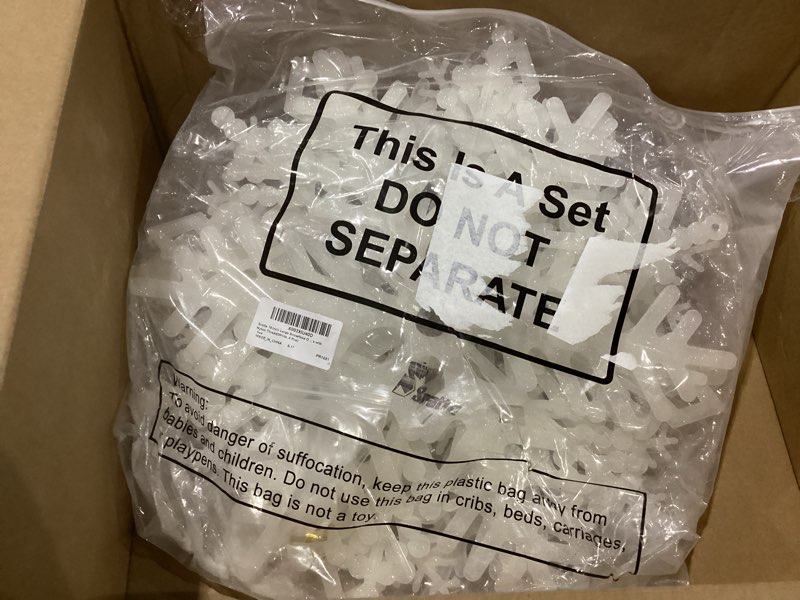 Condition photo showing Good Condition for Sratte 6 Pcs 16 Inch Large Snowflake Ornaments,Giant Glitter Decorative Hanging Snowflakes,6 Designs Christmas Decorative Hanging Ornaments,Winter Window Decor with Nylon Thread (White) White 6