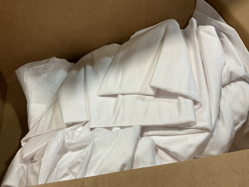 Condition photo showing As Is for California Design Den Split King Sheets Sets for Adjustable Bed - 1000 Thread Count Sateen, Thick and Natural 100% Cotton Bed Sheets, Deep Pockets, Durable Bedding Set - White Split King Bright White