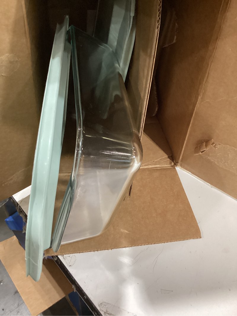 Condition photo showing Good Condition for Pyrex Deep 3-Pack Glass Baking Dish Set (9"x13", 7"x11", 8"x8") With BPA-Free Lids, Rectangular Glass Bakeware, Dishwasher, Microwave, Freezer & Pre-Heated Oven Safe 7x11, 8x8, 9x13 (3-Count)