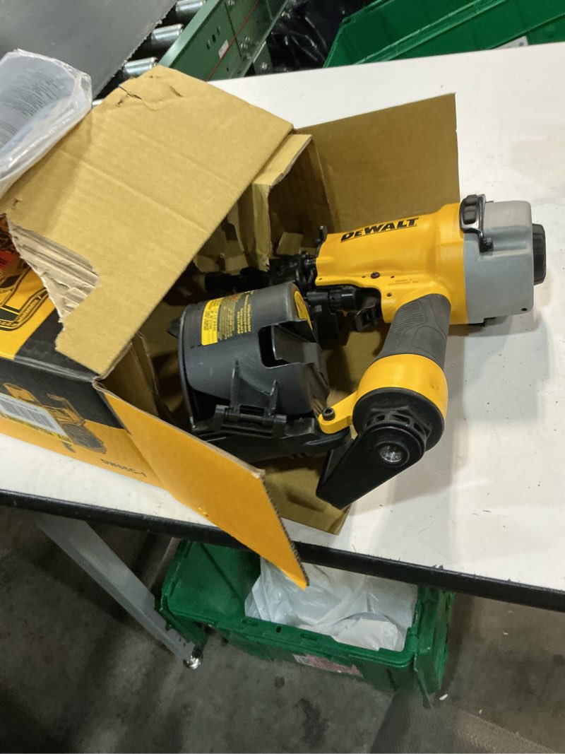 Condition photo showing Good Condition for dewalt pneumatic 15-degree coil corded siding nailer