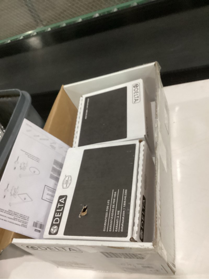 Condition photo showing Good Condition for Delta Modern 14 Series Round Rain Shower System Faucet Set, Rainfall Matte Black Shower Head and Handle Set, Valve Trim Kit, 10 Inch, Matte Black 342702-BL