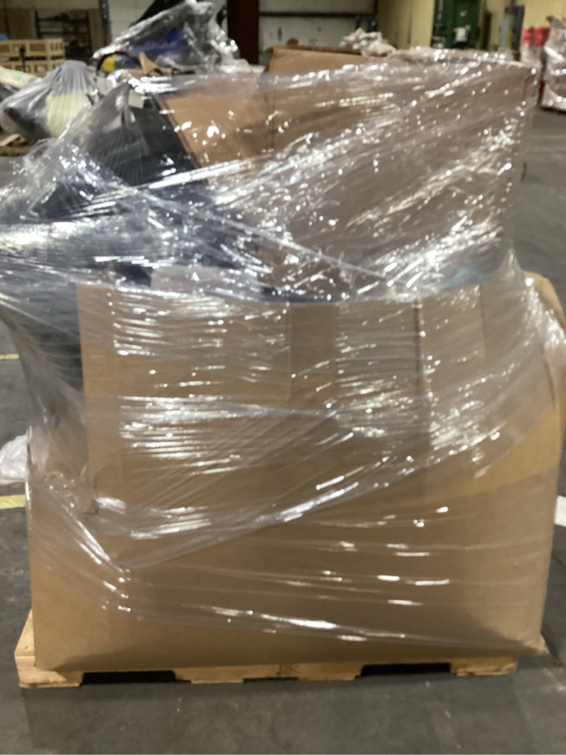 Condition photo showing As Is for skit palled 