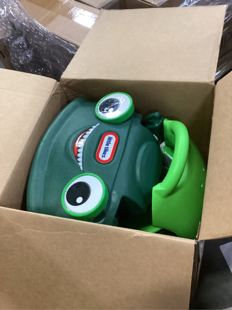 Condition photo showing Good Condition for Little Tikes Cozy Coupe Dinosaur – Amazon Exclusive Large, Green Green Large