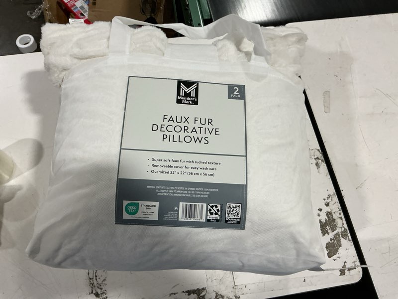 Condition photo showing New/Like New for member's mark 2-pack ruched faux fur decorative pillows, 22\" x 22\" white