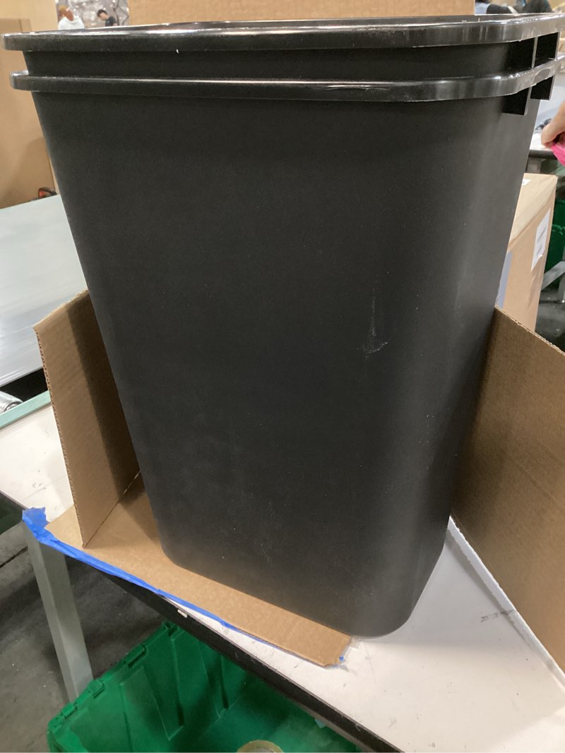 Condition photo showing Good Condition for Rubbermaid Commercial 295600BK Deskside Plastic Wastebasket, Rectangular, 7 gal, Black (2)